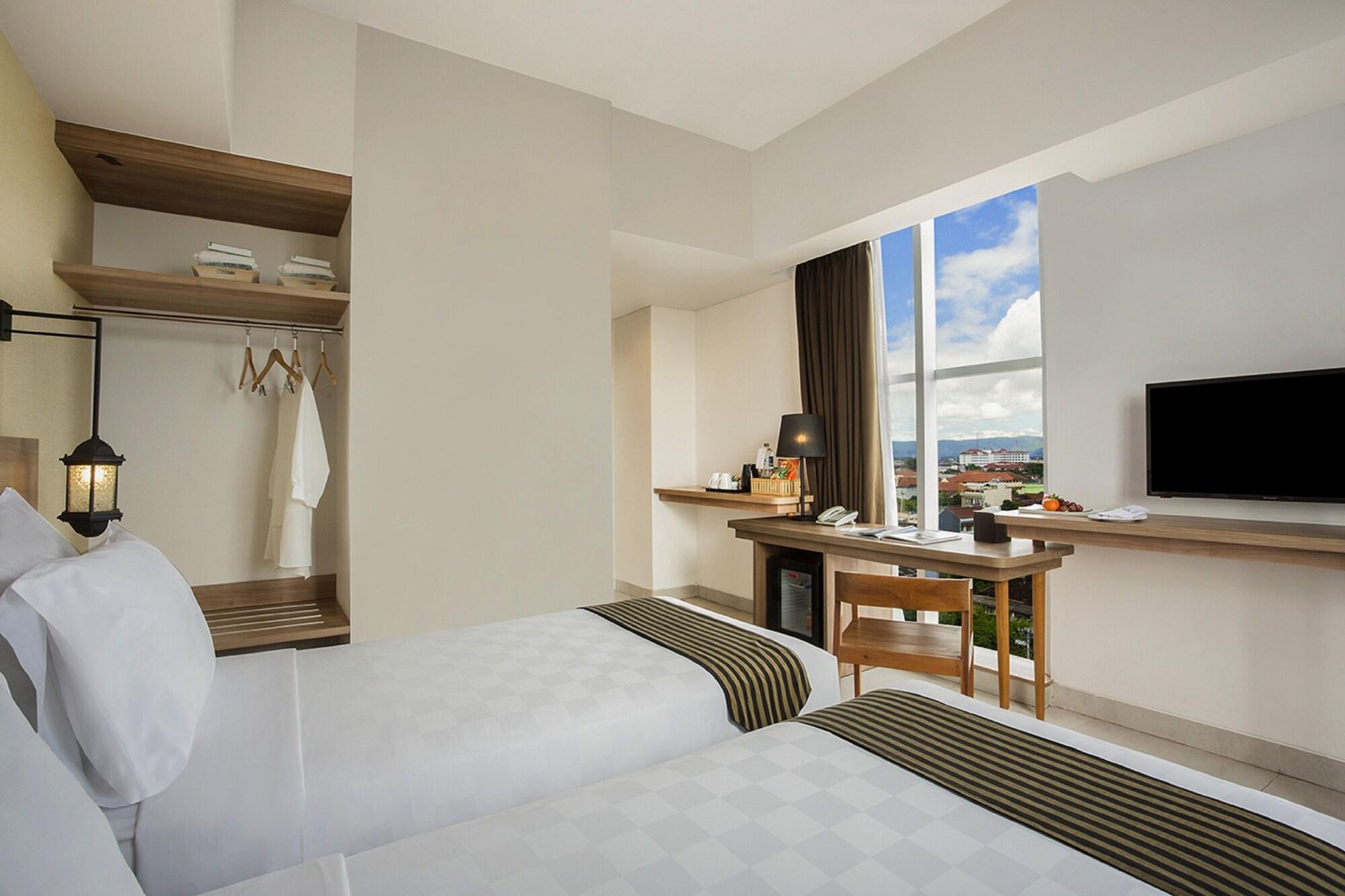 Khas Tugu Hotel Yogyakarta Ngoại thất bức ảnh