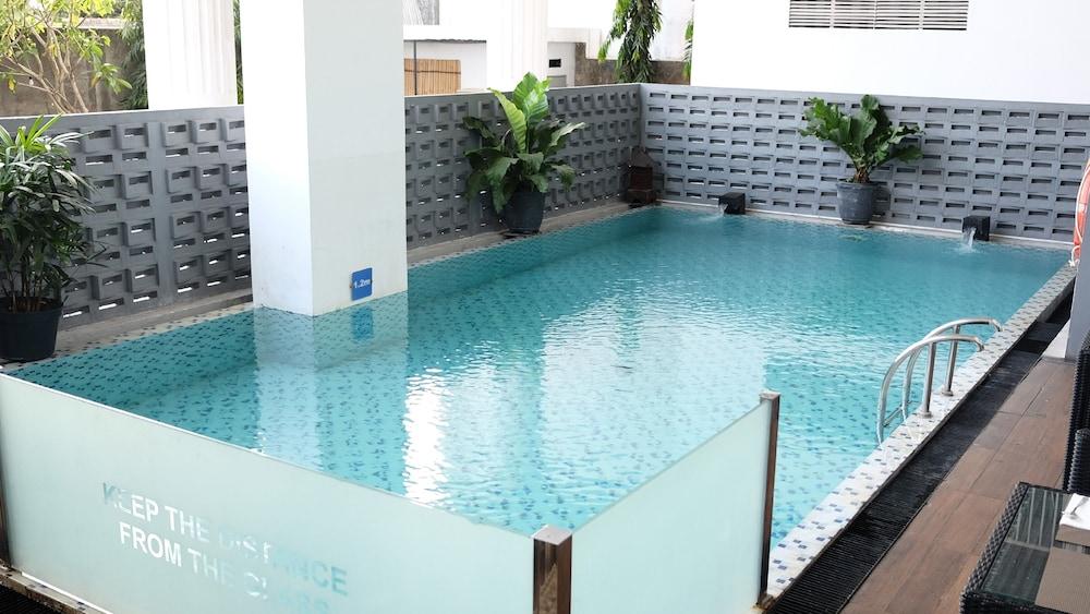 Khas Tugu Hotel Yogyakarta Ngoại thất bức ảnh