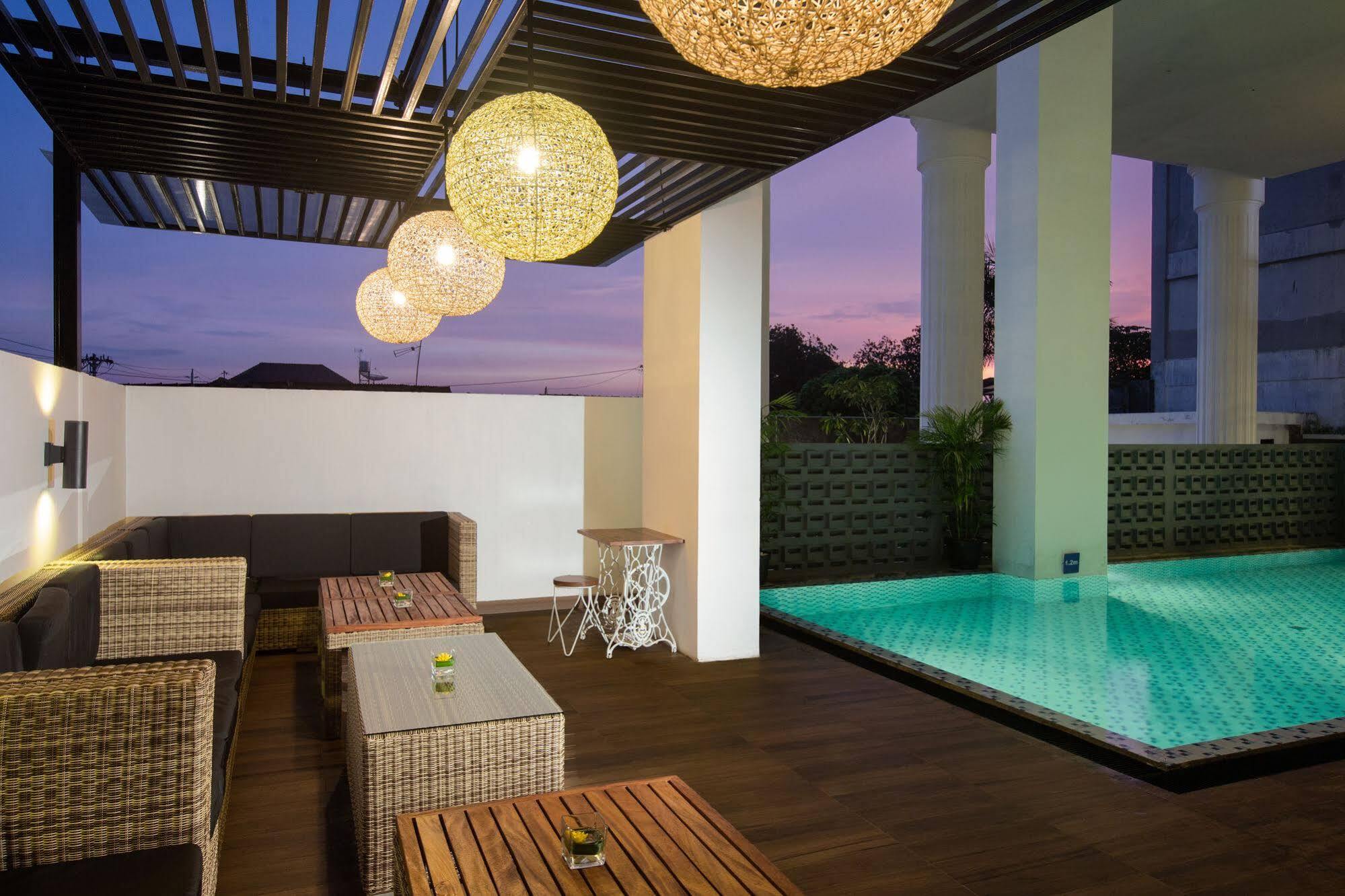 Khas Tugu Hotel Yogyakarta Ngoại thất bức ảnh